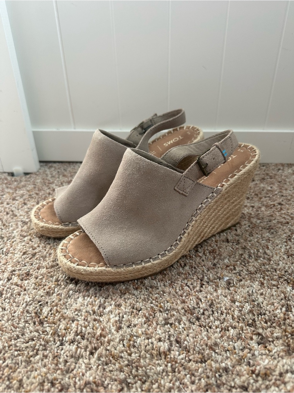 TOMS Women’s Size 8 Taupe Suede Espadrille Wedge Sandals 4” Heel